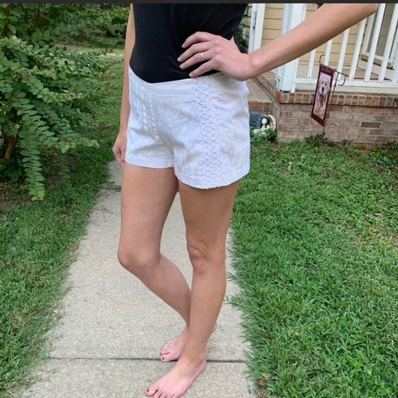 Lilly Pulitzer Pants - Lily Pulitzer Shorts Size 0